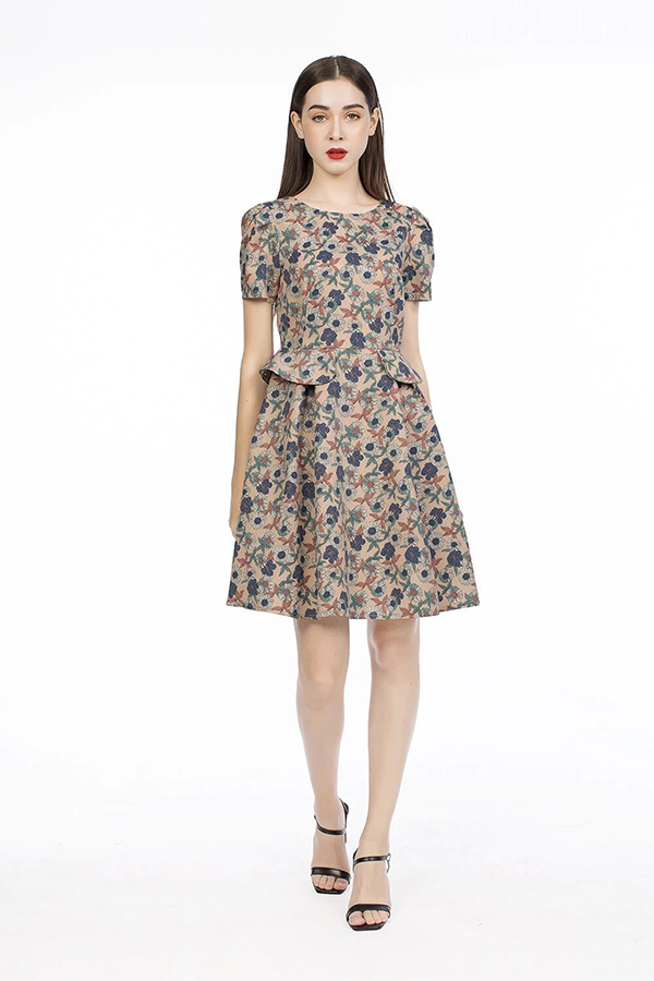 dam-peplum-dang-xoe-hoa-tiet-hoa-1